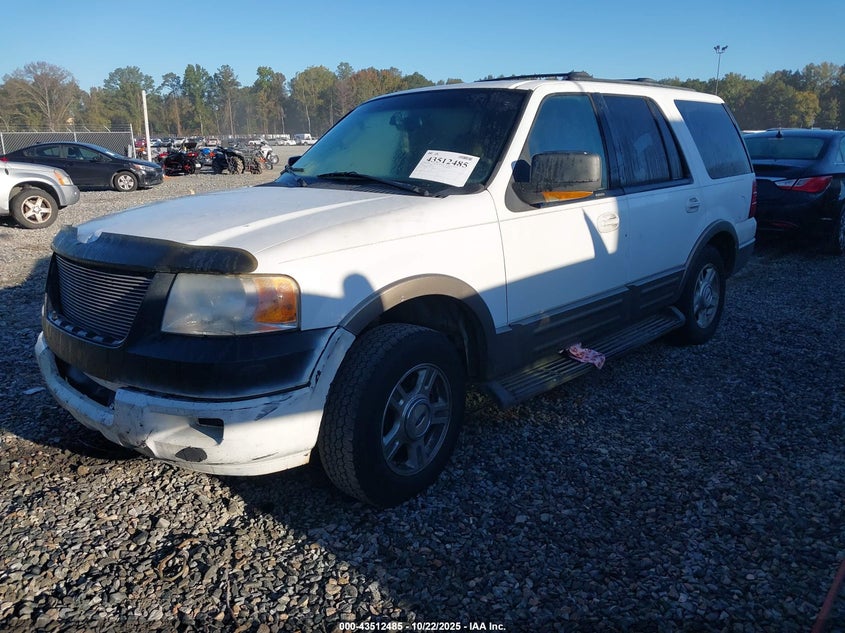 1FMRU17W83LA37498 2003 FORD EXPEDITION photo no. 2