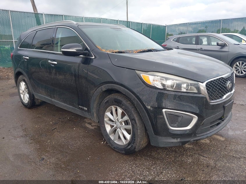 2017 KIA SORENTO 3.3L LX - 5XYPGDA56HG212211