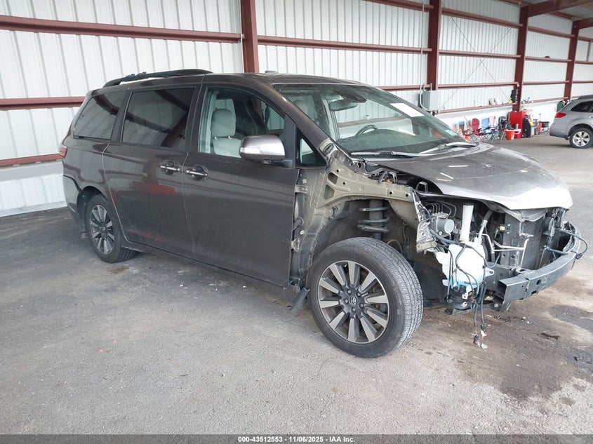 2018 TOYOTA SIENNA LIMITED 7 PASSENGER - 5TDDZ3DCXJS200119