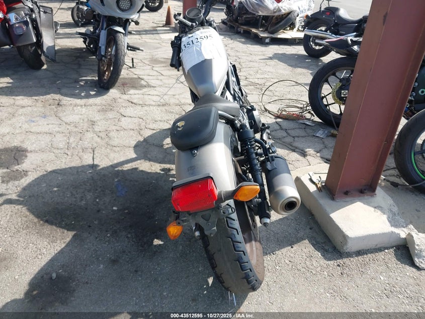 MLHPC565XJ5100596 2018 HONDA CM photo no. 6