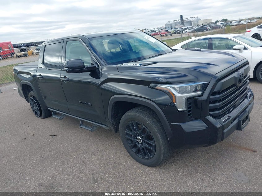 TOYOTA TUNDRA LIMITED 4WD