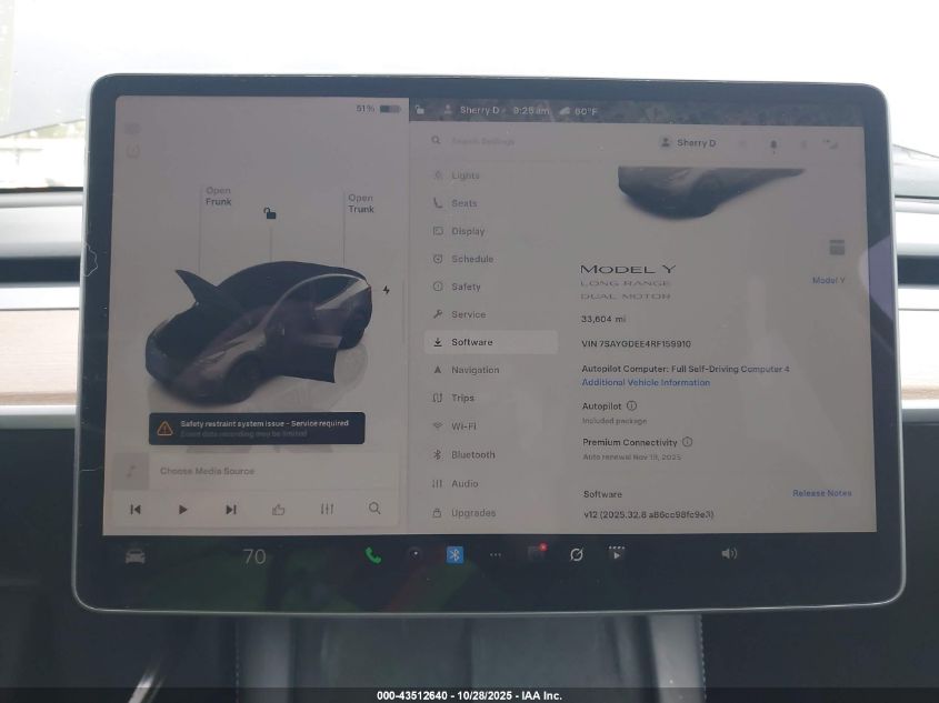 2024 Tesla Model Y Long Range Dual Motor All-Wheel Drive VIN: 7SAYGDEE4RF159910 Lot: 43512640