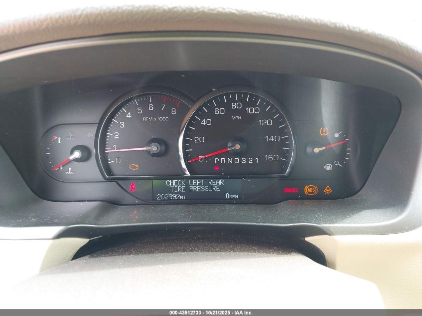 2007 Cadillac Dts V8 VIN: 1G6KD57Y77U232218 Lot: 43512733