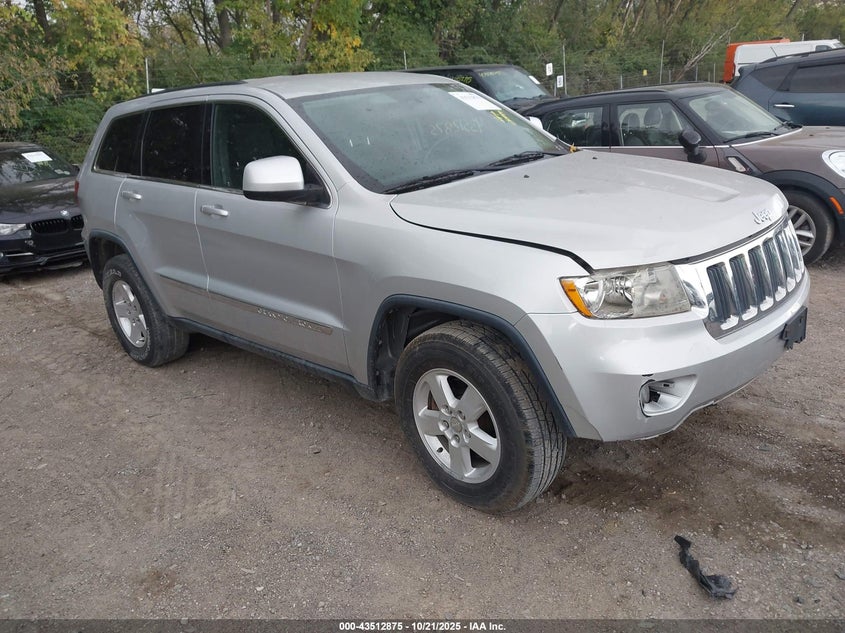 JEEP GRAND CHEROKEE LAREDO