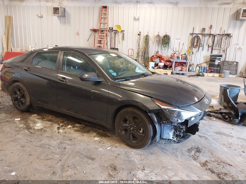 2022 HYUNDAI ELANTRA SEL - 5NPLM4AGXNH053481