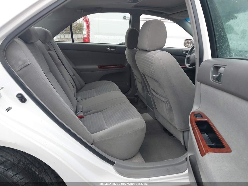 4T1BE32K55U392687 2005 TOYOTA CAMRY photo no. 8
