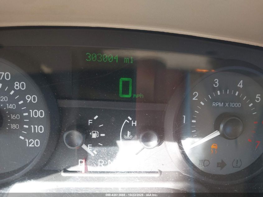 2006 Mercury Grand Marquis Ls VIN: 2MEFM75V86X619885 Lot: 43513088