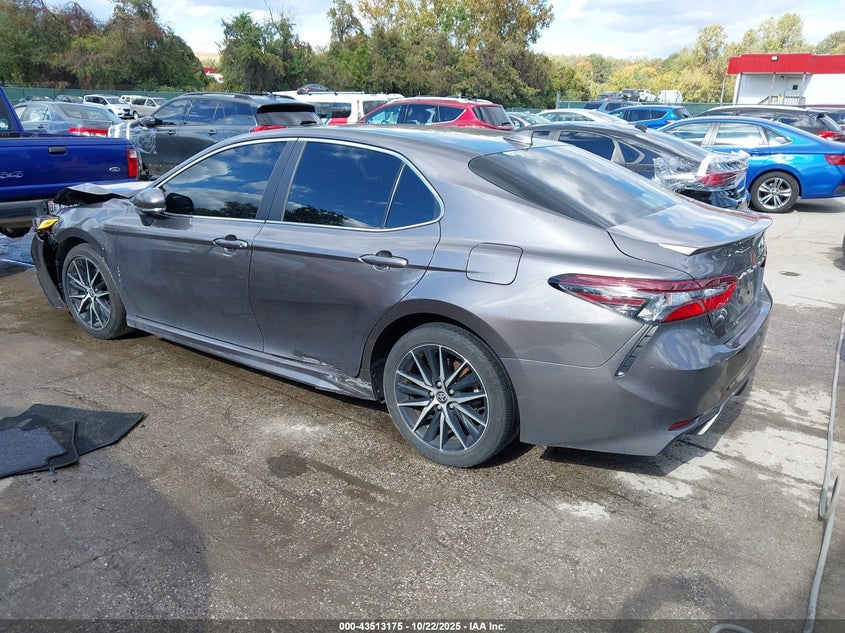 TOYOTA CAMRY - zdjęcie 3