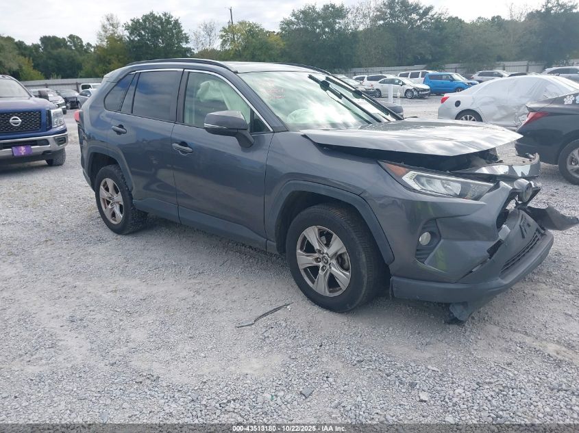 TOYOTA RAV4 XLE