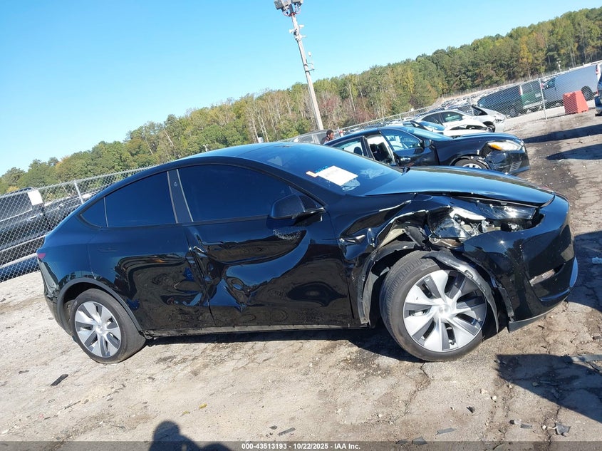 2023 Tesla Model Y Awd/Long Range Dual Motor All-Wheel Drive VIN: 7SAYGDEE1PA187657 Lot: 43513193