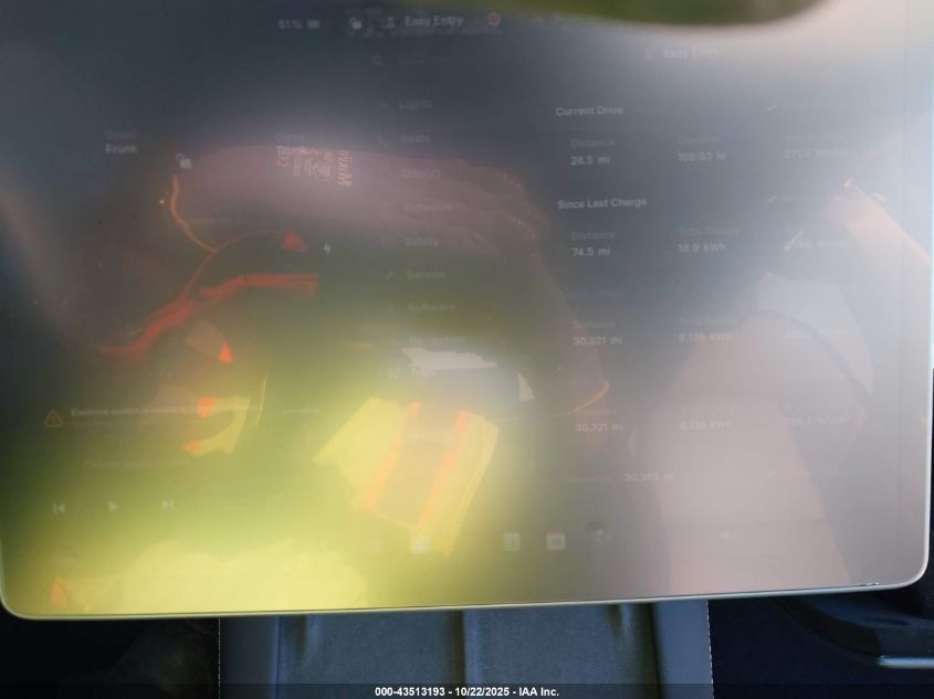 2023 Tesla Model Y Awd/Long Range Dual Motor All-Wheel Drive VIN: 7SAYGDEE1PA187657 Lot: 43513193