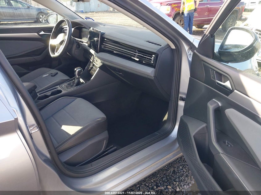 3VW7X7BU2SM013350 2025 VOLKSWAGEN JETTA photo no. 5