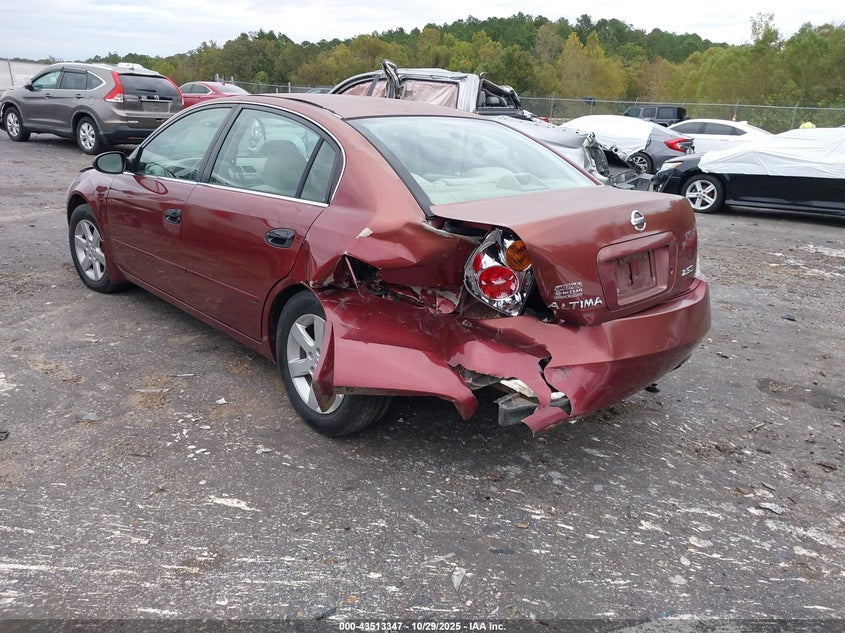 1N4AL11D72C134451 2002 NISSAN ALTIMA photo no. 3