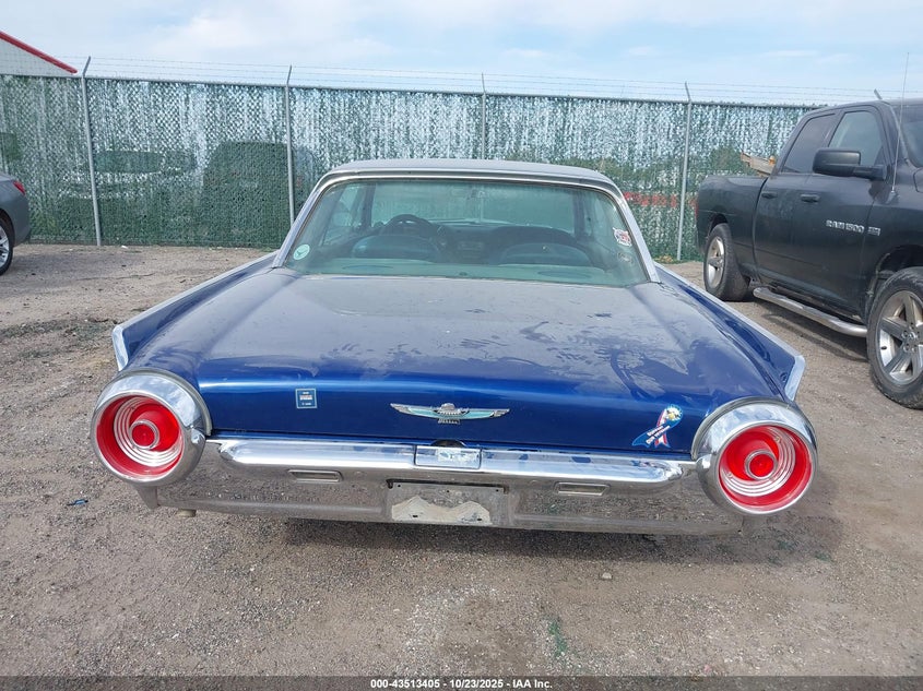 1962 Ford Thunderbird VIN: 2Y83Z148021 Lot: 43513405