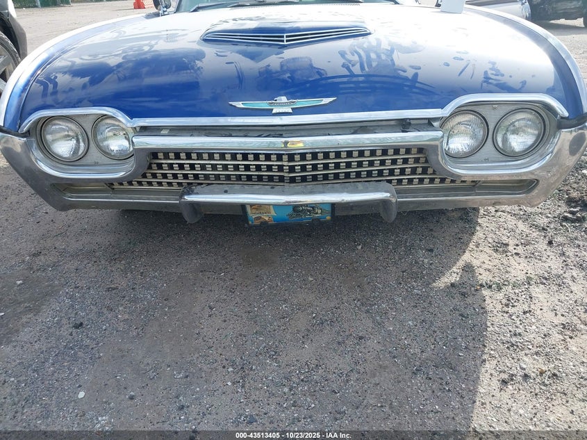 1962 Ford Thunderbird VIN: 2Y83Z148021 Lot: 43513405