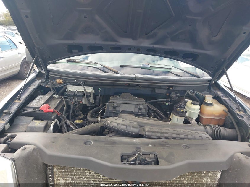 2005 Ford F-150 Lariat/Xlt VIN: 1FTPW12515FB74112 Lot: 43513413