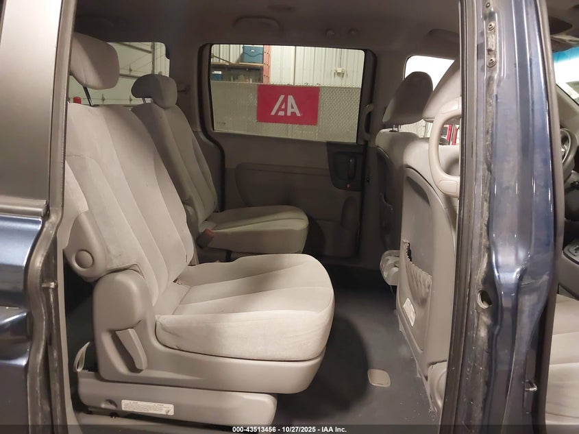 2008 Kia Sedona Lx VIN: KNDMB233886258644 Lot: 43513456