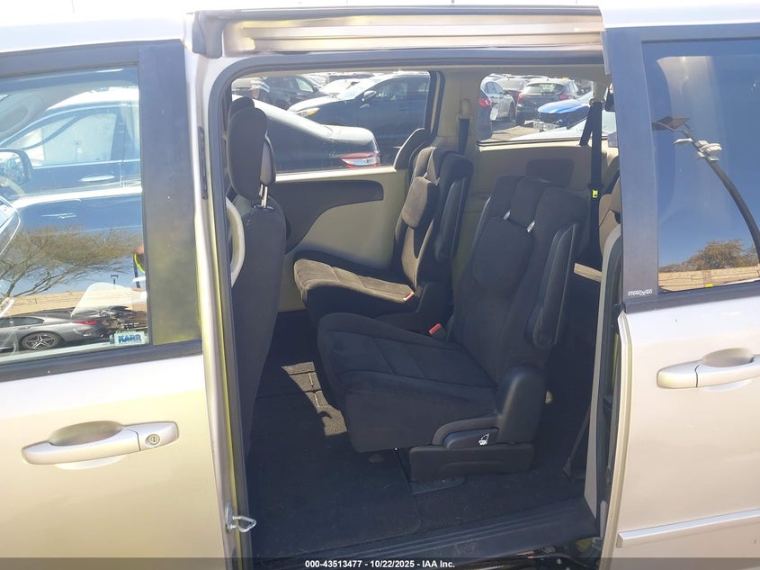 2013 Dodge Grand Caravan Sxt VIN: 2C4RDGCG2DR520774 Lot: 43513477
