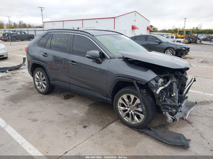 TOYOTA RAV4 XLE PREMIUM