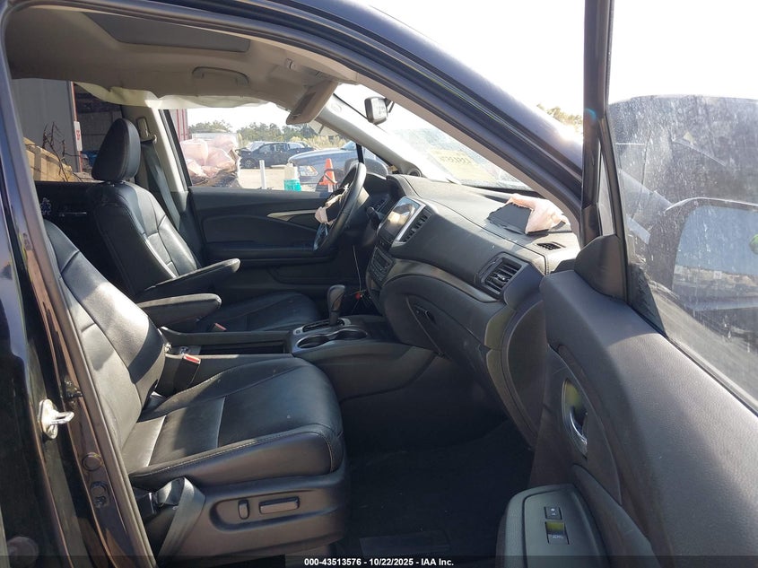 2017 HONDA PILOT EX-L 5FNYF5H52HB042925