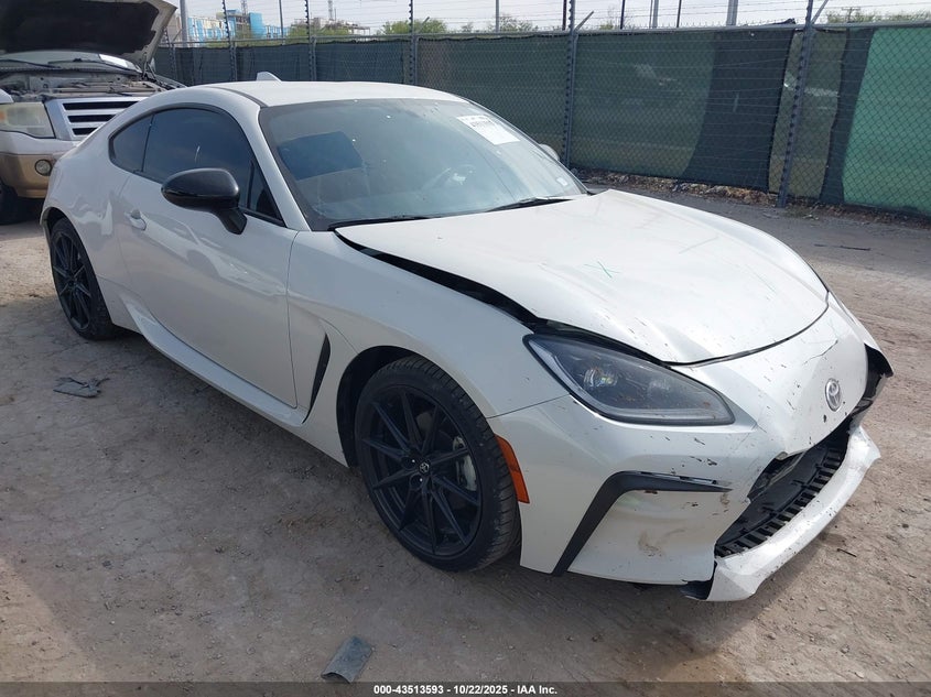 TOYOTA GR86 PREMIUM
