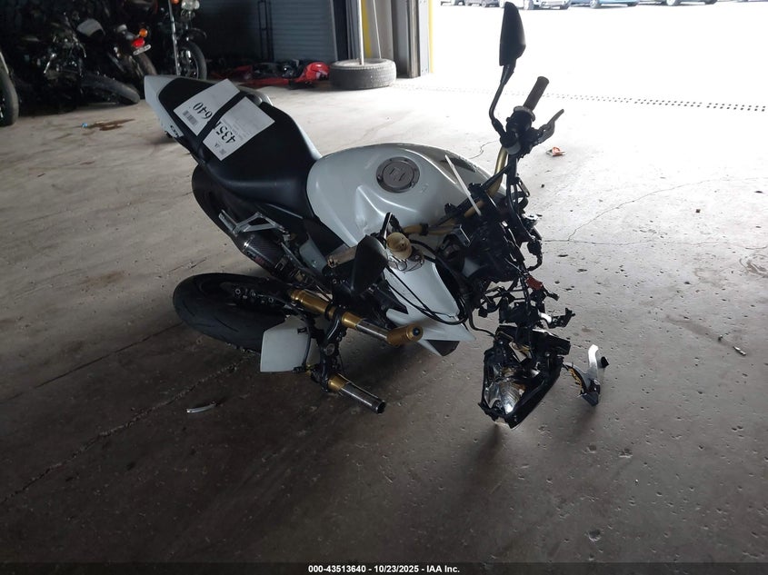 2013 HONDA CB1000 R - ZDCSC601XDF210046