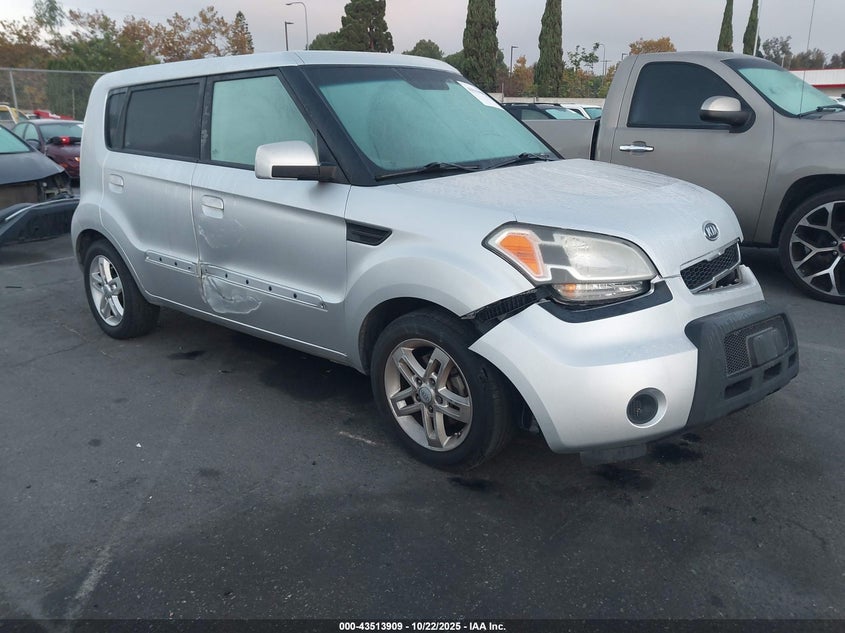KIA SOUL +