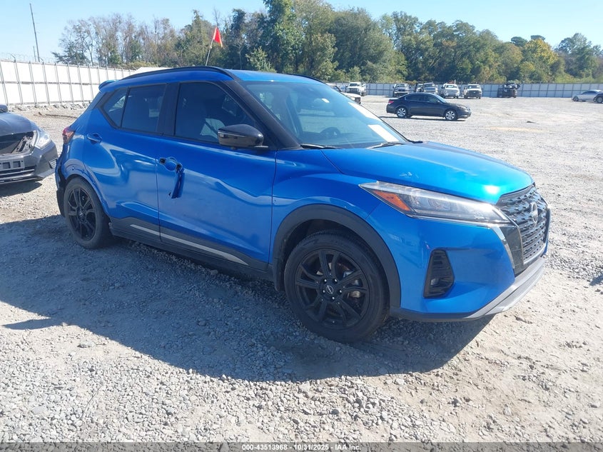 NISSAN KICKS SR XTRONIC CVT