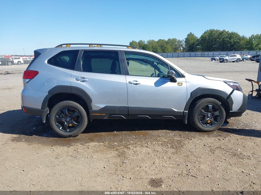 2022 SUBARU FORESTER WILDERNESS JF2SKAMCXNH463397