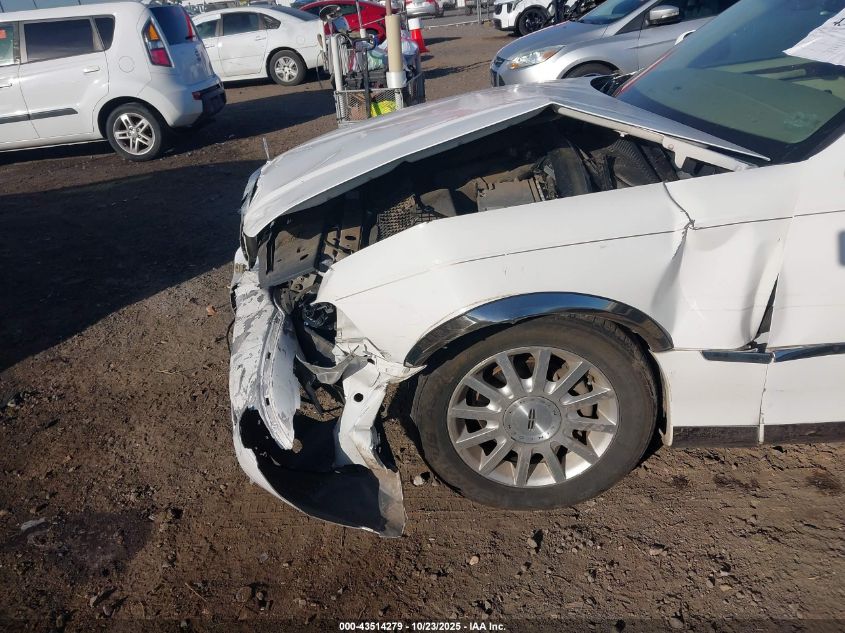 2006 Lincoln Town Car Signature VIN: 1LNHM81V36Y637096 Lot: 43514279