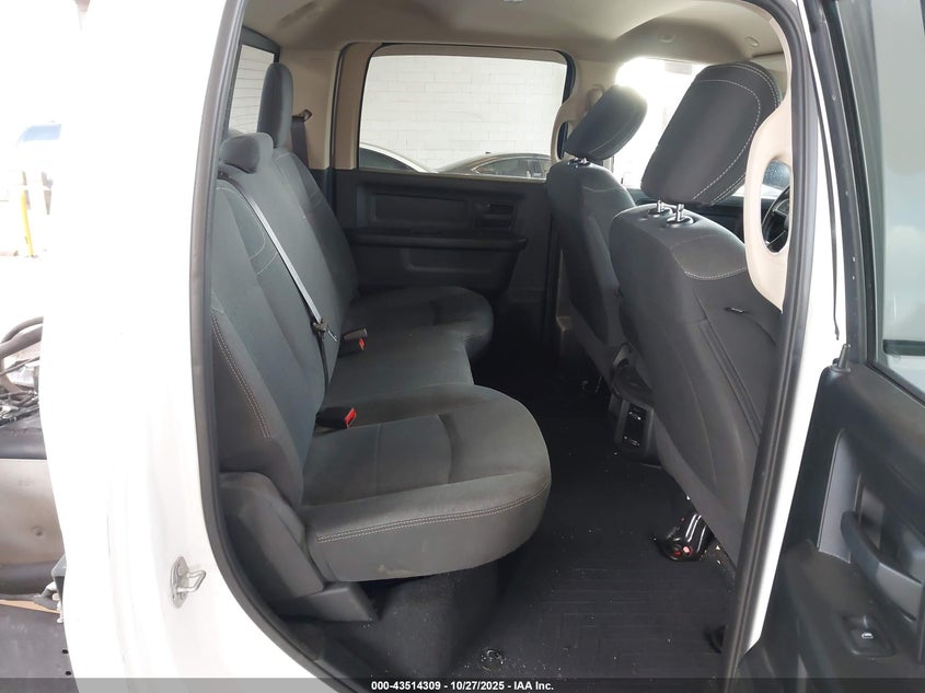 2020 Ram 3500 Tradesman 4X4 8' Box VIN: 3C63RRGL2LG176983 Lot: 43514309