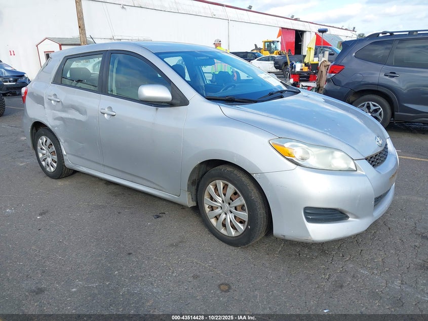 TOYOTA MATRIX 2009. Lot# 43514428. VIN 2T1KU40E89C164843. Photo 1