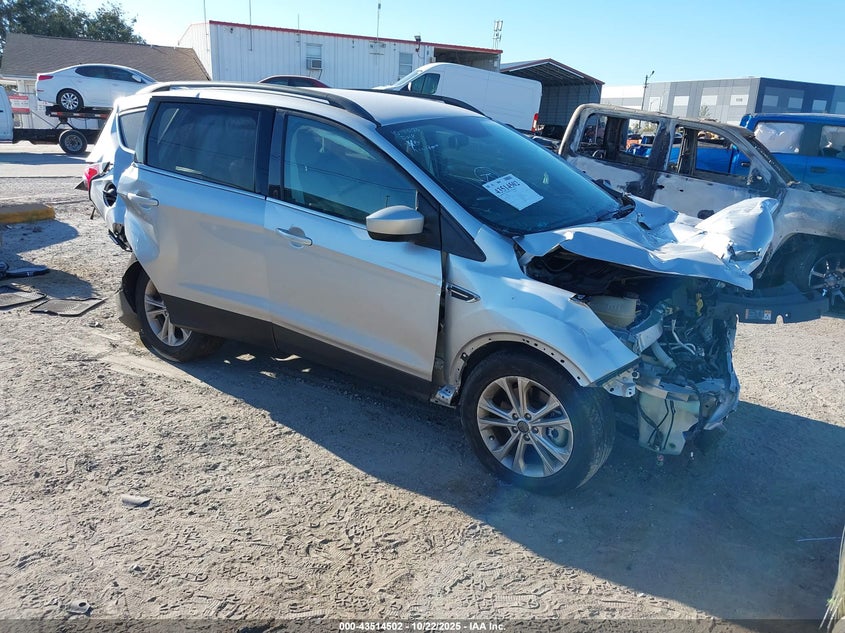 2017 FORD ESCAPE SE - 1FMCU0G97HUF02249