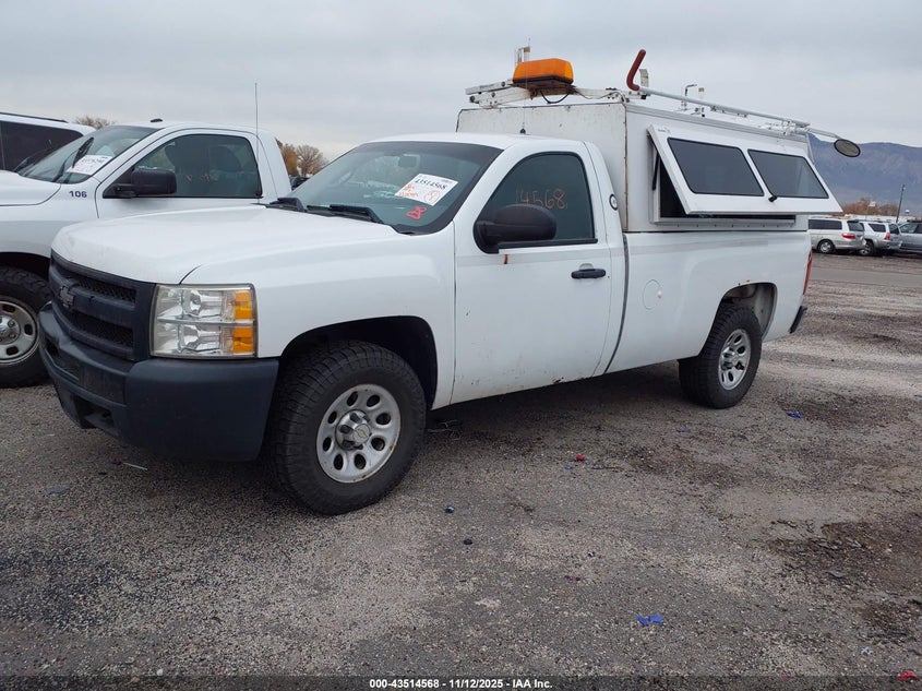 1GCNKPE0XBZ189563 2011 CHEVROLET SILVERADO photo no. 2
