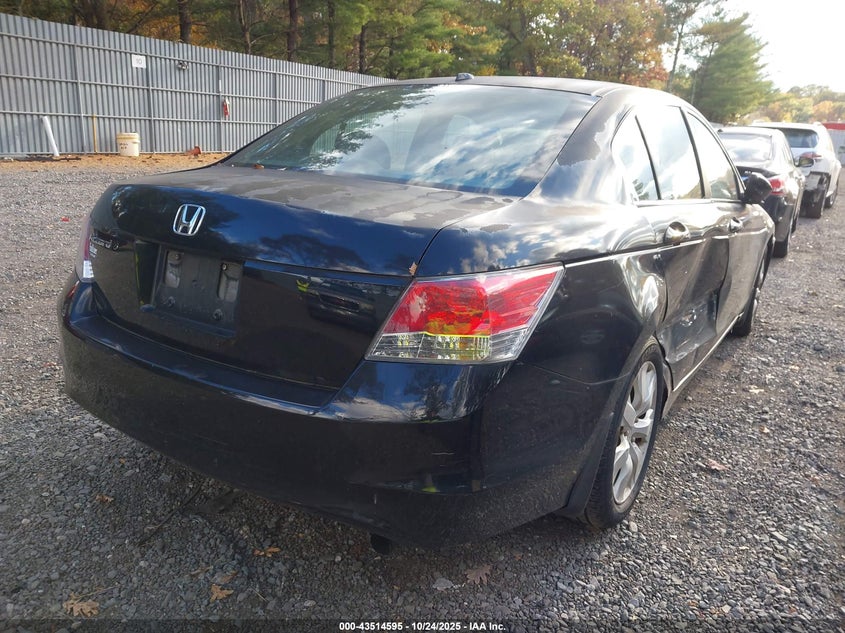 1HGCP26808A051801 2008 HONDA ACCORD photo no. 4