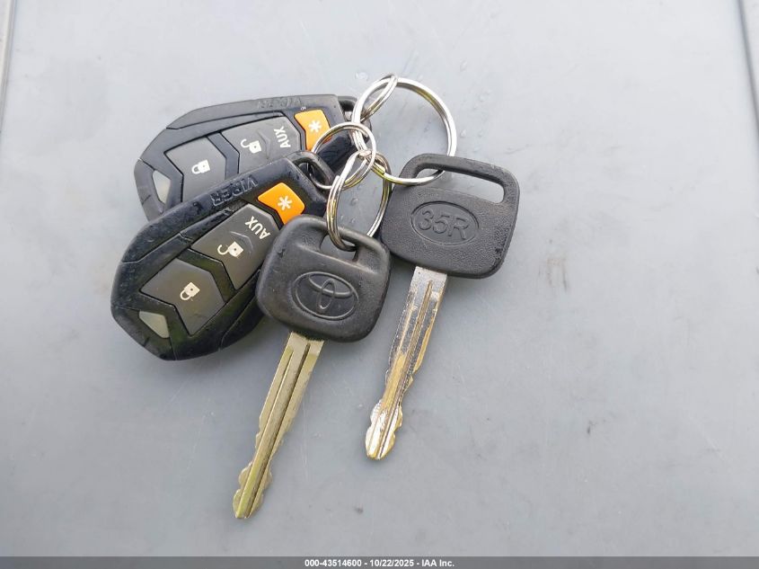 2005 Toyota Camry Le VIN: 4T1BE32K75U503594 Lot: 43514600