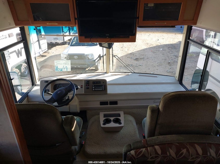 1F6MF53Y860A08485 2006 FORD F550 photo no. 5