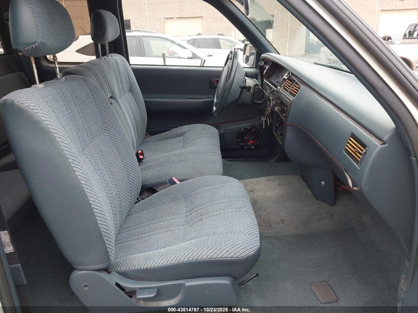 JT4VD12E7S0008351 1995 TOYOTA T100 photo no. 5