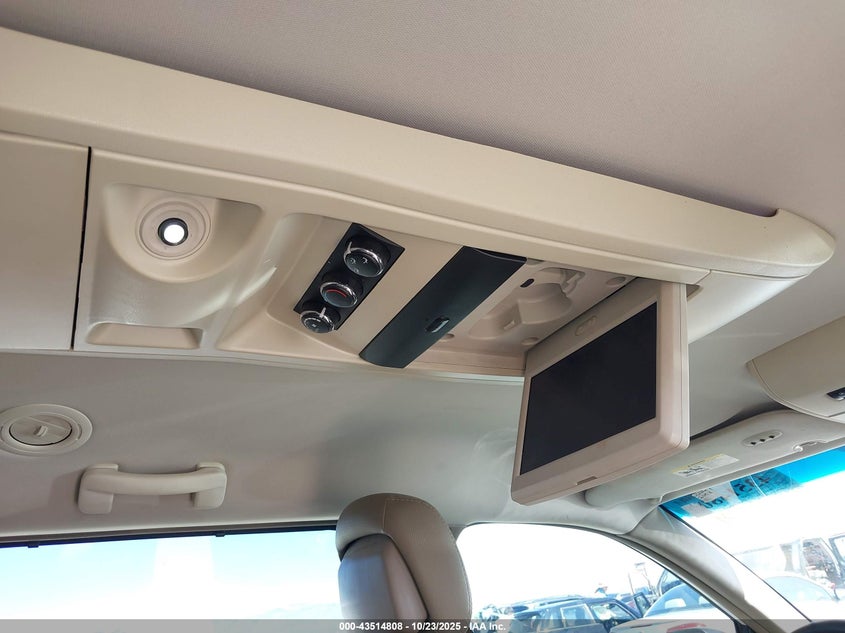 2015 CHRYSLER TOWN & COUNTRY TOURING 2C4RC1BG2FR620085