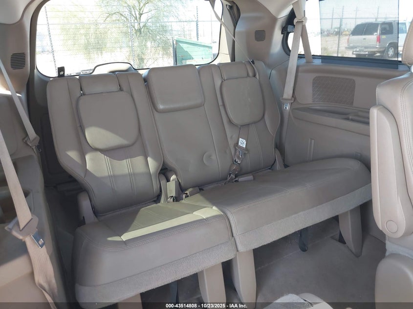 2015 CHRYSLER TOWN & COUNTRY TOURING 2C4RC1BG2FR620085