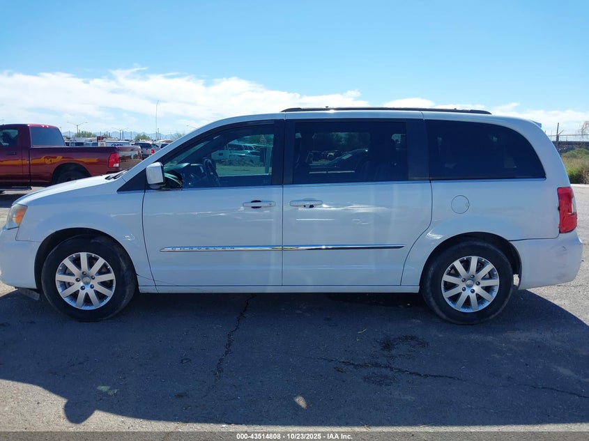 2015 CHRYSLER TOWN & COUNTRY TOURING 2C4RC1BG2FR620085