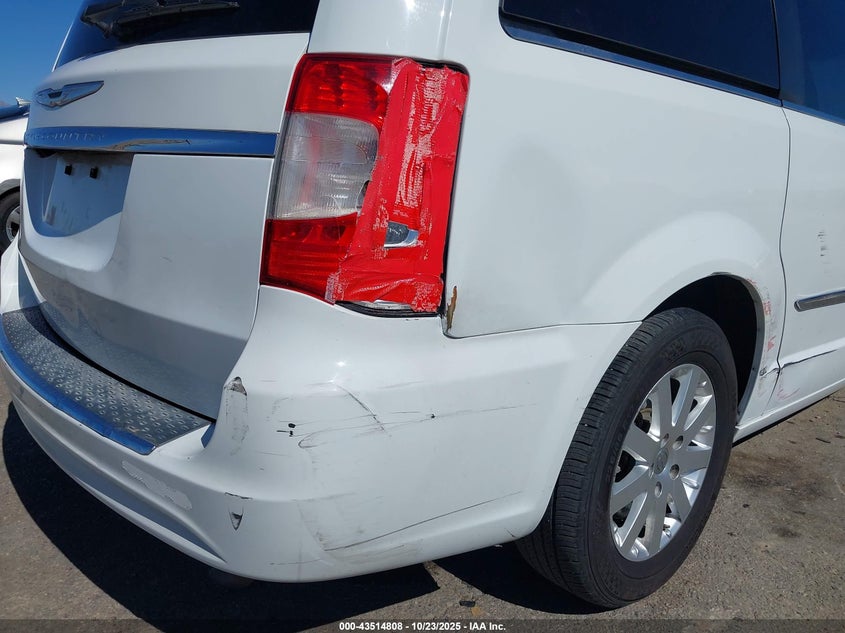2015 CHRYSLER TOWN & COUNTRY TOURING 2C4RC1BG2FR620085