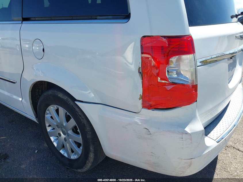 2015 CHRYSLER TOWN & COUNTRY TOURING 2C4RC1BG2FR620085