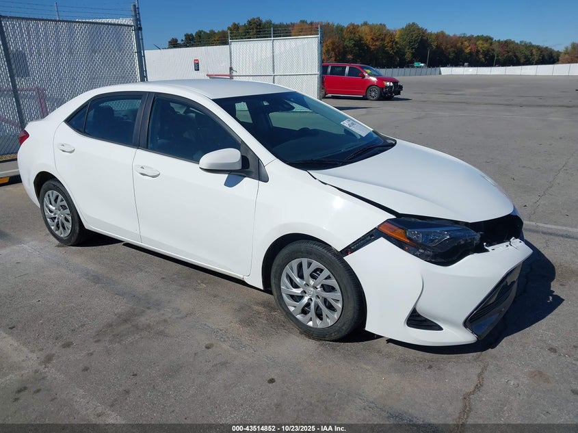 2019 TOYOTA COROLLA LE - 2T1BURHE4KC139154