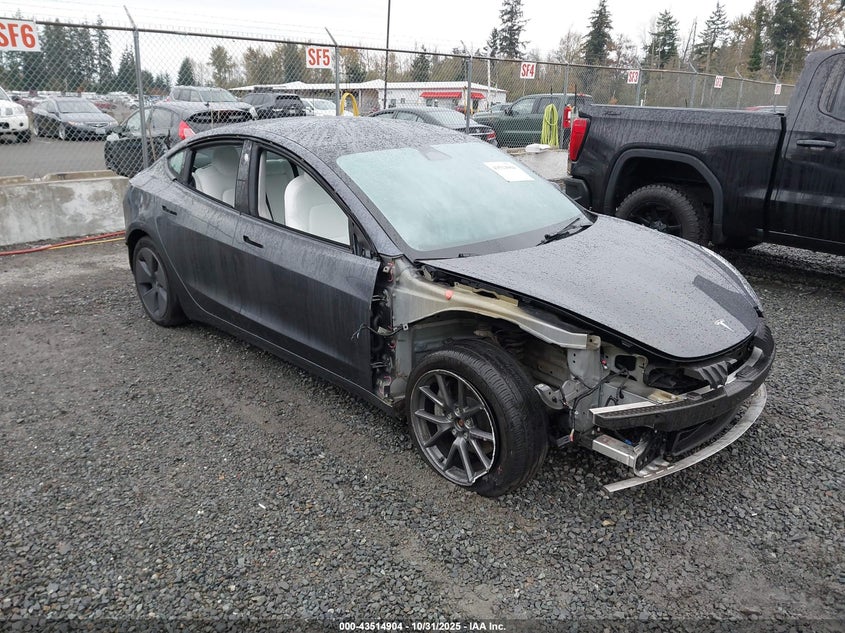 TESLA MODEL 3 LONG RANGE DUAL MOTOR ALL-WHEEL DRIVE