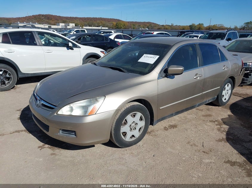 JHMCM564X6C000425 2006 HONDA ACCORD photo no. 2