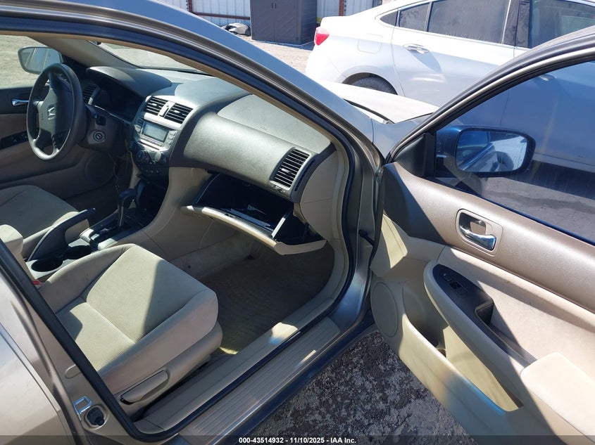 JHMCM564X6C000425 2006 HONDA ACCORD photo no. 5