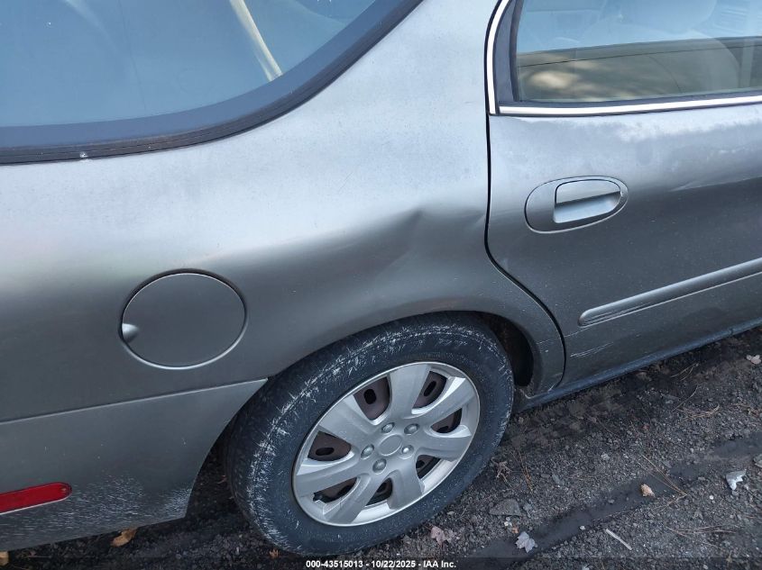 2004 Mercury Sable Gs VIN: 1MEFM58U64A601575 Lot: 43515013