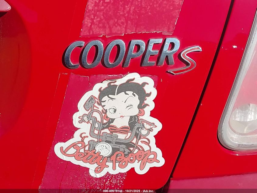 2005 Mini Cooper S VIN: WMWRE33505TG95975 Lot: 43515144