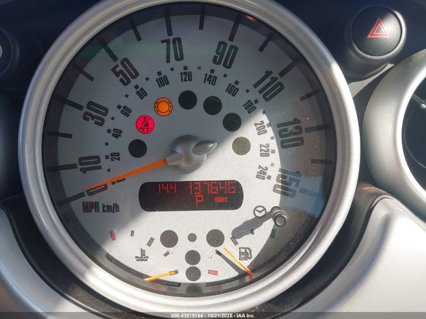 2005 Mini Cooper S VIN: WMWRE33505TG95975 Lot: 43515144